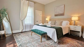 3 makuuhuonetta, silitysrauta/-lauta, Wi-Fi, vuodevaatteet