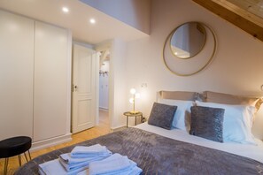 House | 3 bedrooms - Nomad s Downtown Lisbon - 3bdr Augusta Classica (Lisbon)
