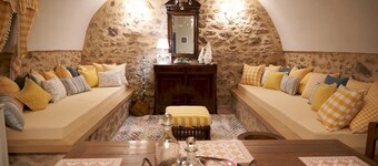 Dandy Villas Dimitsana - a Family Ideal Charming Home in a Quaint Historic Neighborhood - 2 Fireplaces for Romantic Nights