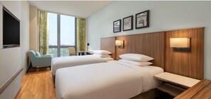 Ropa de cama de alta calidad y minibar 