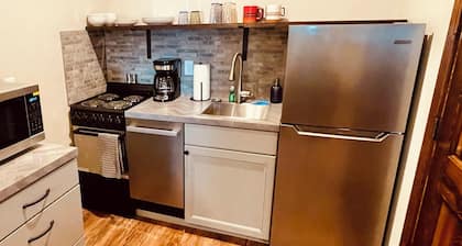 The Avalanche at Elk Ridge Village cabin 301E with views of Flathead Lake