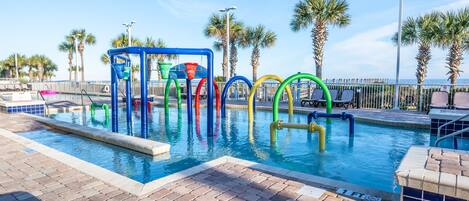 Innenpool, beheizter Pool