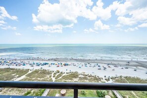 Beach nearby - Renovated High Floor Panoramic Ocean Views! Pools! (Myrtle Beach)