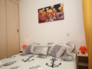 1 chambre, accès Internet, draps fournis