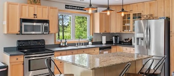 Tranquil Retreat on Lake Arrowhead Golf Course
