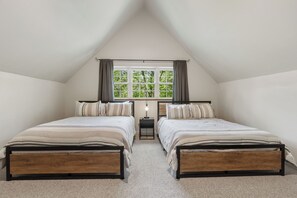 3 bedrooms, iron/ironing board, travel cot, free WiFi