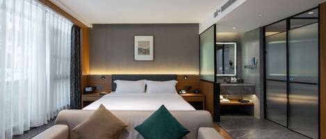 Superior-Zimmer, 1 King-Bett | Schallisolierte Zimmer