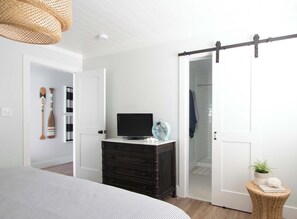 1 soverom, strykejern/-brett, wi-fi (inkludert) og sengetøy