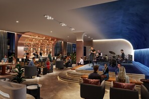 3 bars/lounges - Cascade Hotel, Kansas City, a Tribute Portfolio Hotel (Kansas City)