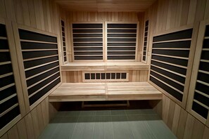 Spa - Cascade Hotel, Kansas City, a Tribute Portfolio Hotel (Kansas City)