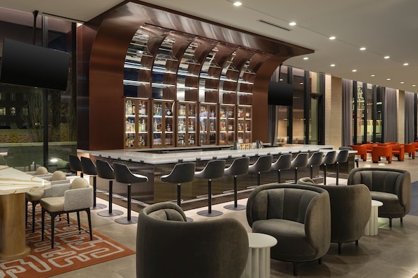 3 bares o lounges 