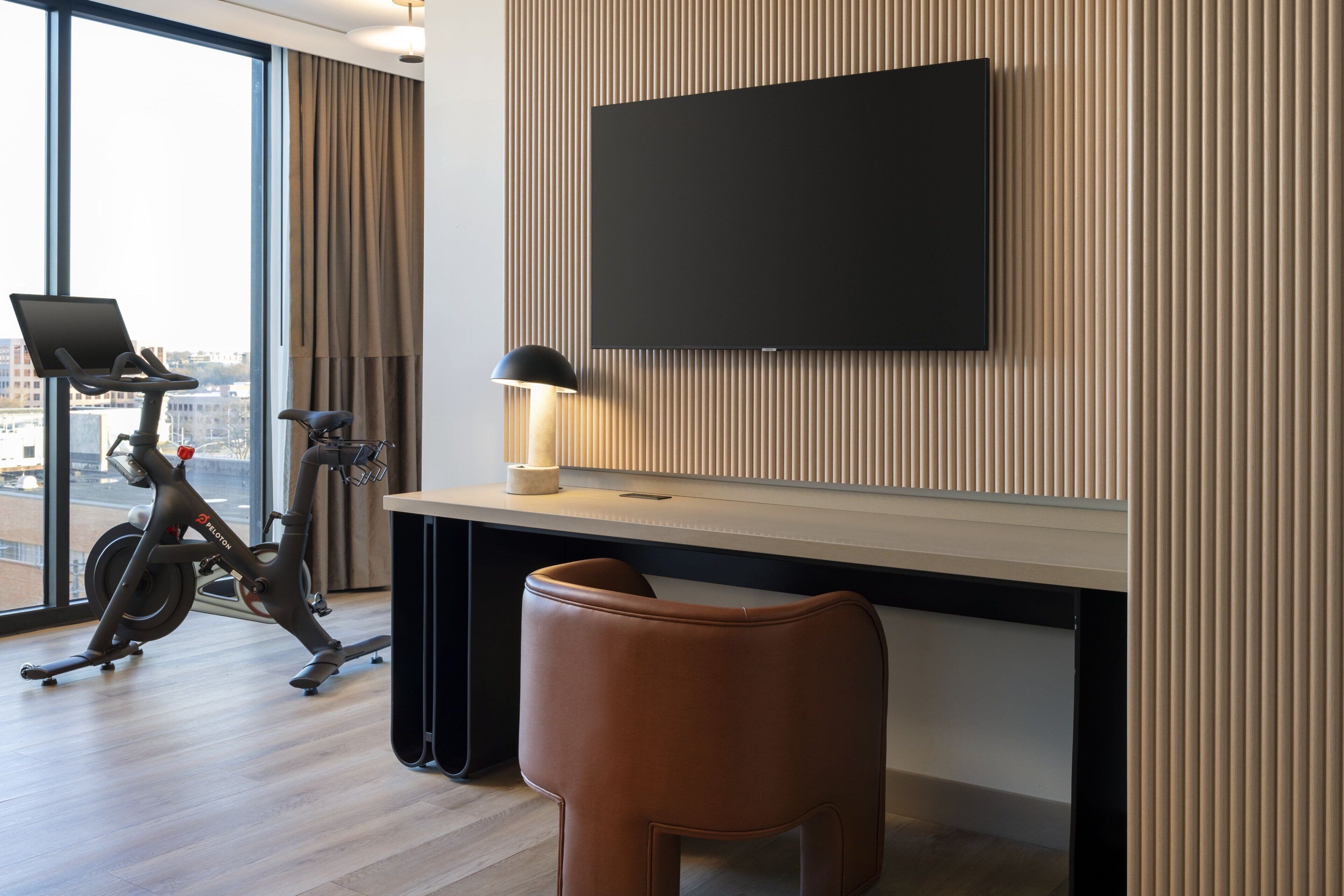 Junior Suite, 1 King Bed, City View