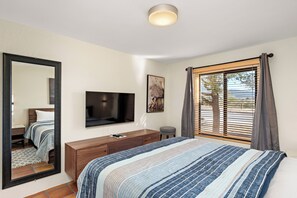 2 habitaciones, escritorio, tabla de planchar con plancha y wifi gratis