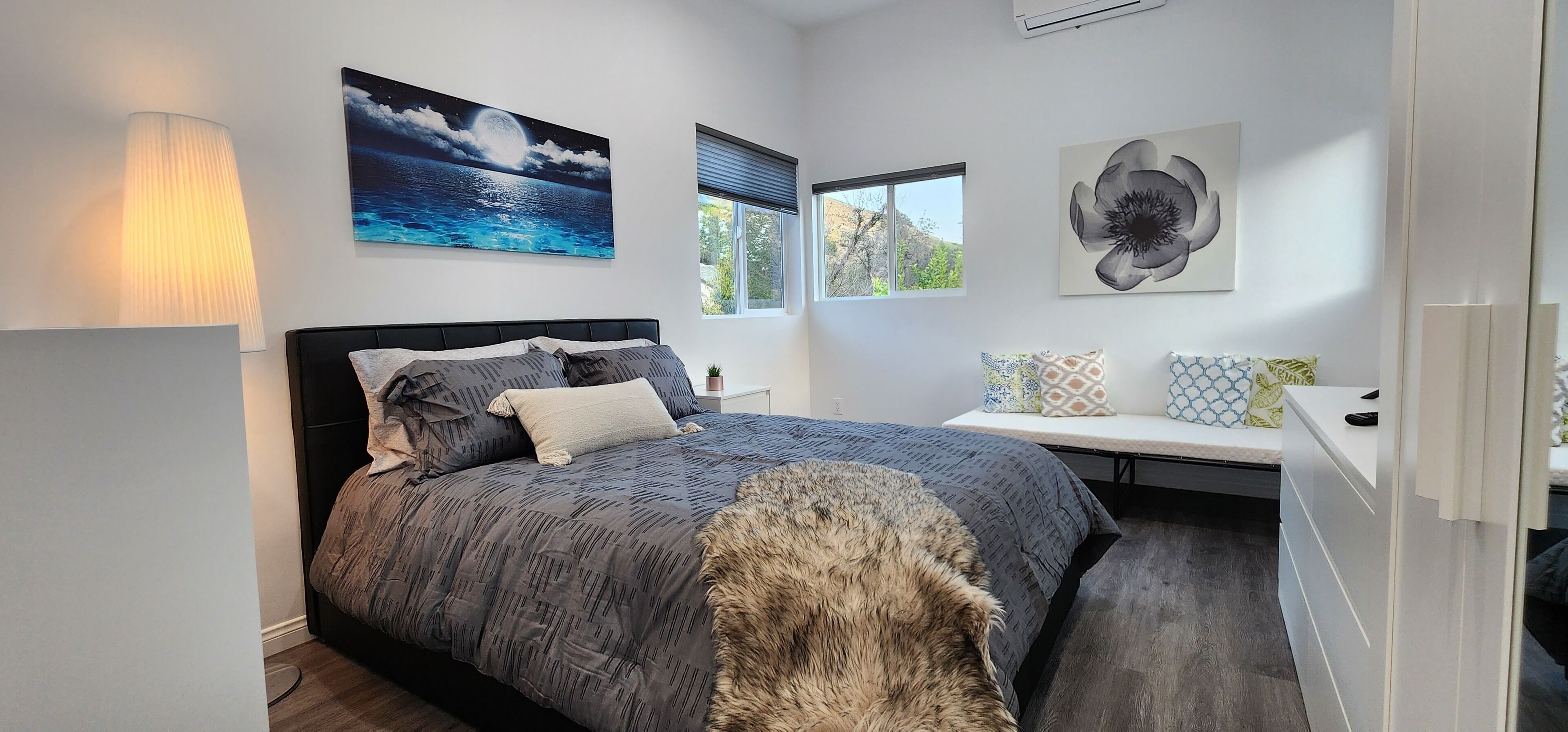 1 bedroom, in-room safe, iron/ironing board, free WiFi