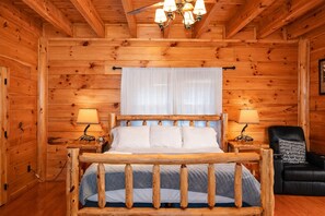 6 bedrooms, travel cot, free WiFi, bed sheets