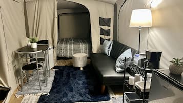 2 chambres, bureau, Wi-Fi gratuit, draps fournis