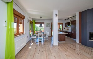 Dining - Lovely home in Liznjan with WiFi (Liznjan)