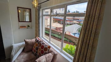 Executive-Apartment, eigener Pool, Poolblick | Ausblick vom Zimmer