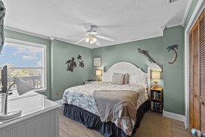 2 slaapkamers, een strijkplank/strijkijzer, gratis wifi, beddengoed