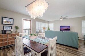 Dining - Fenimore Mill 1A - Pool, Hot Tub, Pet Friendly! (Cedar Key)