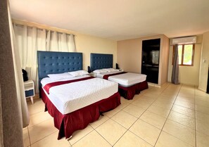 3 bedrooms, free WiFi, bed sheets - Quinta del Carmen (La Libertad)