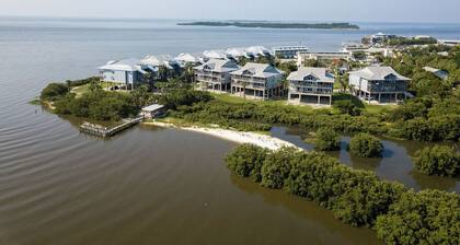 Fenimore Mill 7A - Beautiful View, Pool, Hot Tub!
