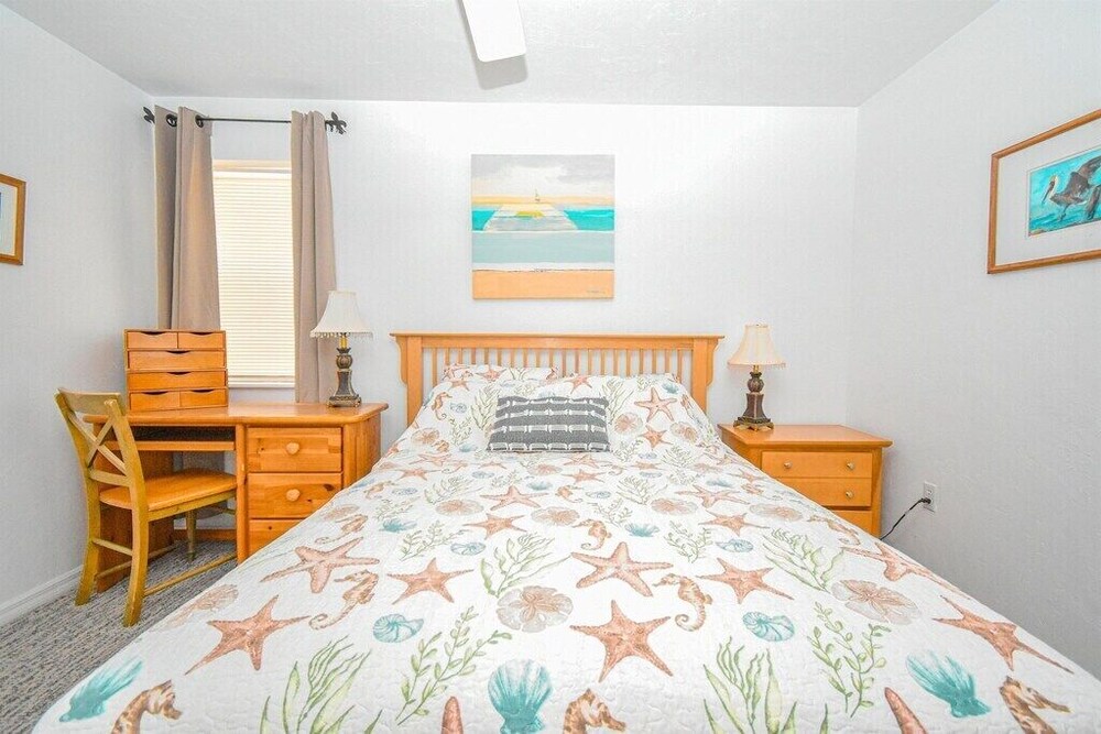 Pool & Hot Tub Seahorse Landing 301! Incredible Sunset Views! Cedar