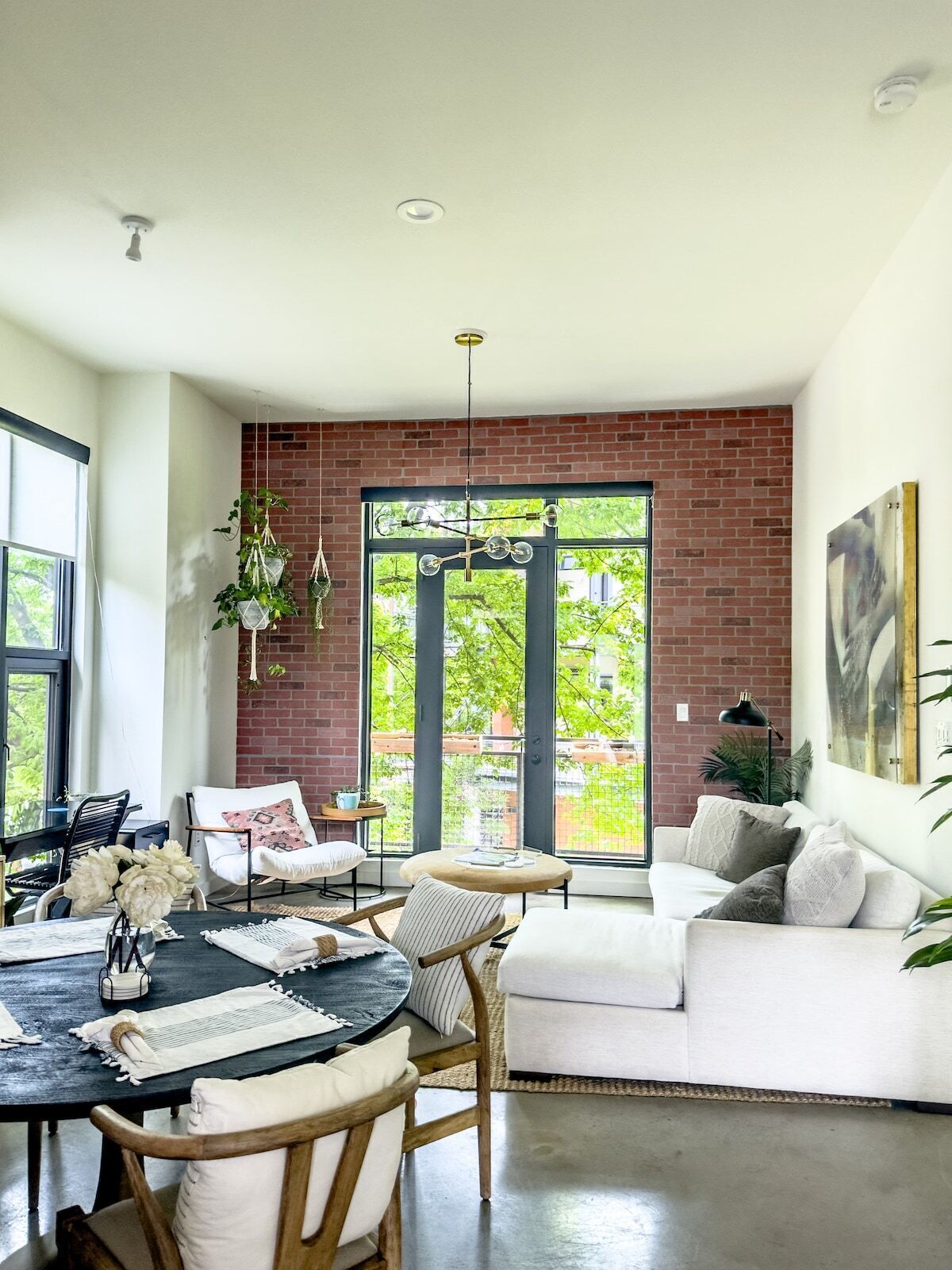 Télévision, chaîne hi-fi