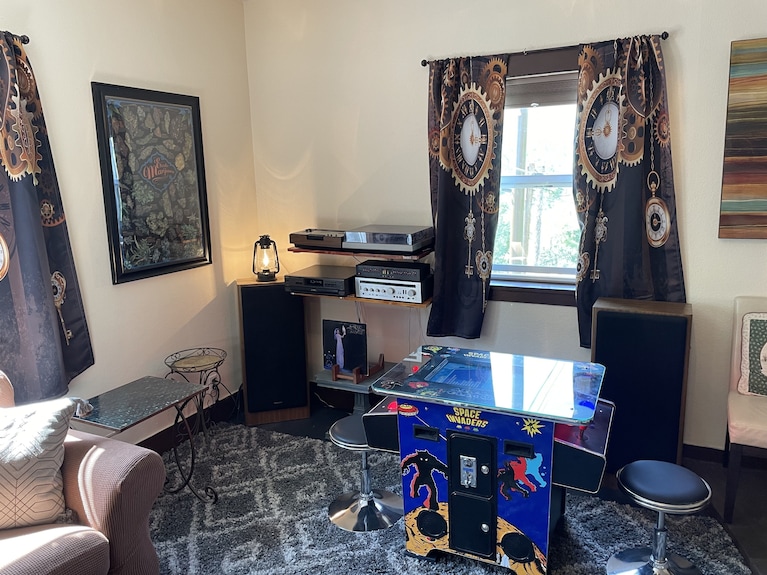 Come And Get Your Love! Sleep On A Real Waterbed! Only Minutes From Mt. Shasta. - Dunsmuir, CA