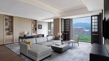 精品套房, 1 间卧室 | 1 多间卧室、高档床上用品、羽绒被、客房内保险箱