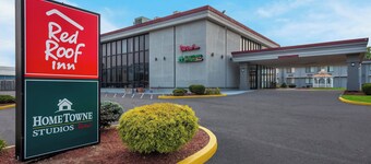 Red Roof Inn Painted Post