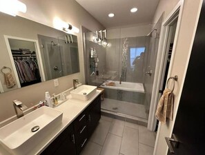 Soap - Modern townhome+Private Rooftop (Lakewood)