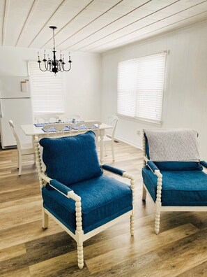 Interior - 3-bed Adorable Cottage! Simpsonville, 5-Forks, Greenville, Greer, Mauldin (Simpsonville)