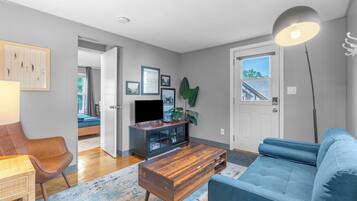 Smart TV, DVD player, books