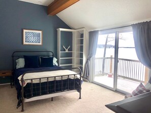 6 bedrooms, free WiFi, bed sheets