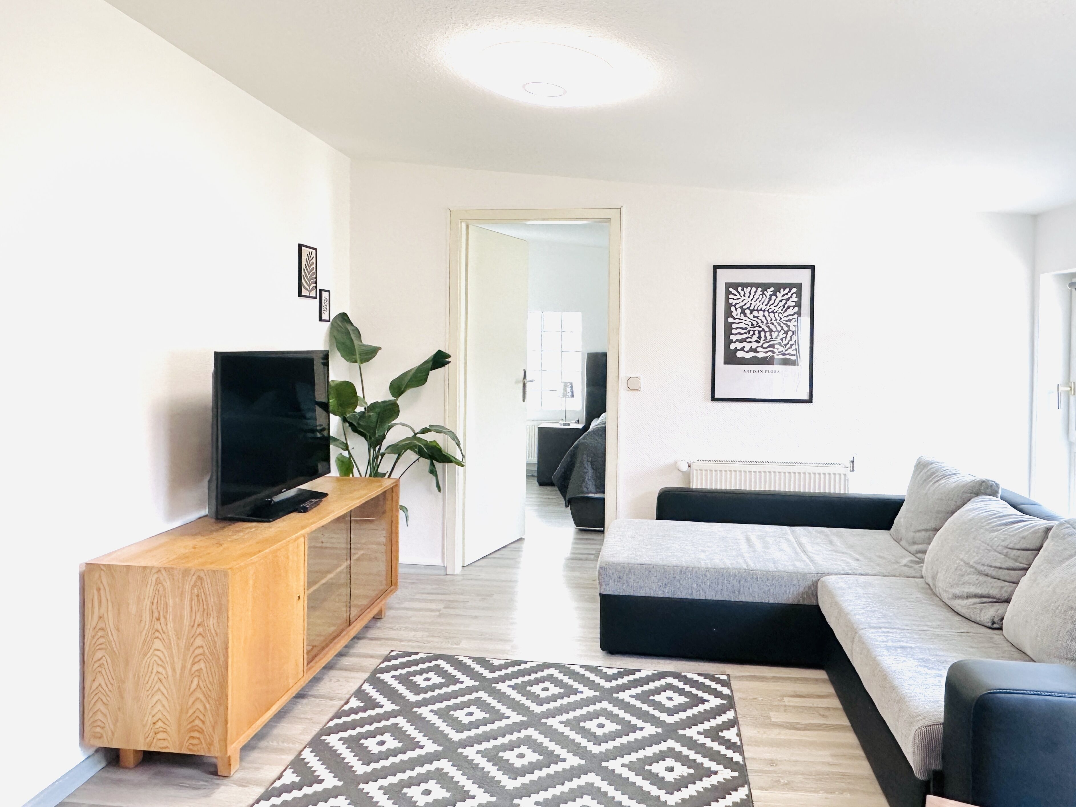 Photo - Apartmenthaus am Dom - Küche, Wifi, TV