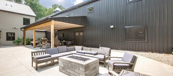 38-Acres of Luxury by Notre Dame, 9BR, Indoor Pool