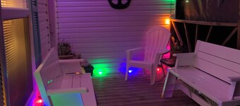 Guest Favorite! Super Clean! Close to Everything!