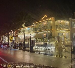 Outdoor dining - This property is no longer available for short term rental.  (St. Augustine Beach)