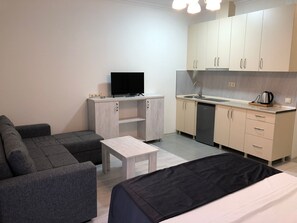Soundproofing, free WiFi, bed sheets - Salami Residence (Batumi)