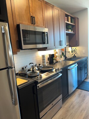 Fridge, microwave, oven, stovetop - Theatre Suite ~ City Views ~ Secret Game Room ~ (Dallas)