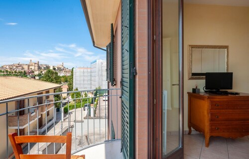 Nice home in Potenza Picena