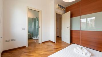 1 quarto, ferros/tábuas de passar roupa, Wi-Fi, roupa de cama