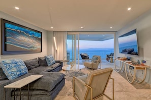 Televisión y oficina