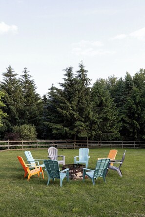 Exterior - Irvineside Farm (Centre Wellington)