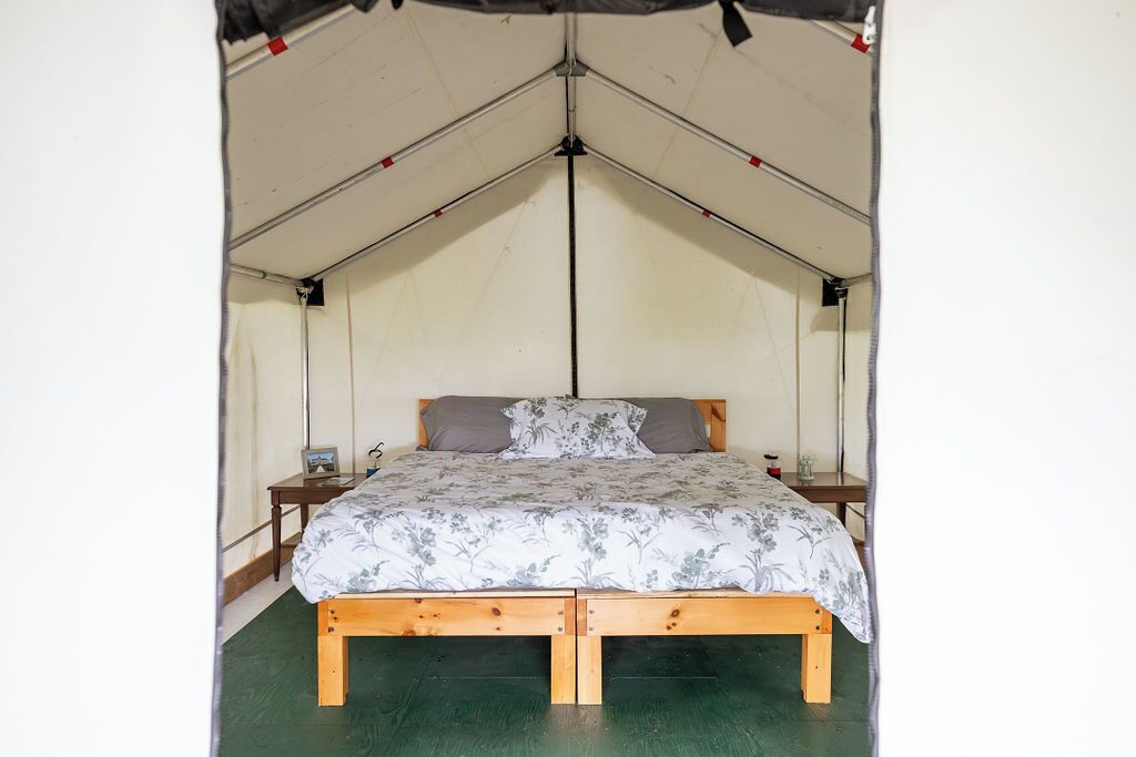 Deluxe Tent, 1 King Bed | Bed sheets