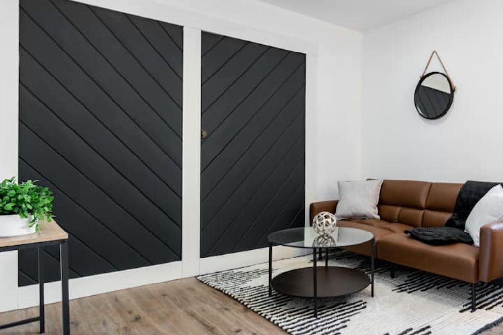 Smart-TV, fotballspill og bordtennis