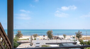 Property grounds - SE001 - Senigallia, one bedroom apartment on the sea with beach (Senigallia)