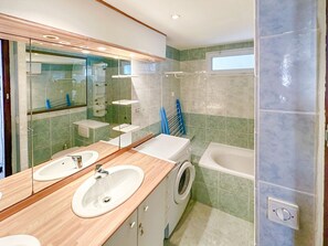 Badekar og hårføner