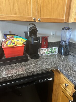 Private kitchen - Adorable luxury 
 3 bedroom  (Kennesaw)